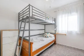 WintowinRentals Close to the beach, Private Terrace & Parking - Image 5