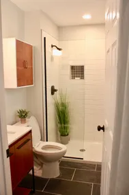 Coastal luxury in small town - Image 5