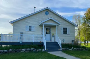 Sunflower Cove 3 Bed/2 Bath Lakehouse of Gladwin - Image 2