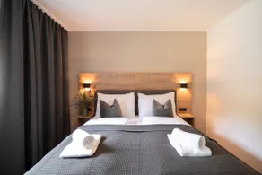 Suite with garden - Image 4