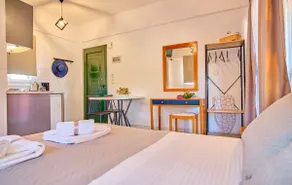 Logas Beach Studios Peroulades Corfu - Image 3