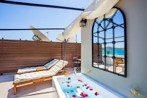 Elounda Helios Luxury Apartment with Rooftop Jacuzzi - Image 2