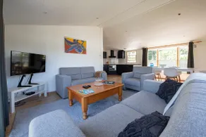 Spacious Chalet by the Kampina - Image 2