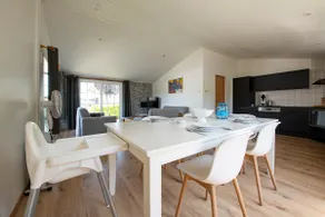 Spacious Chalet by the Kampina - Image 3