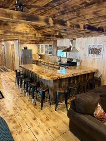 Cozy Bunkhouse in Indian Lake - Image 4