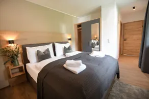 Premium Deluxe Suite with Sauna - Image 3