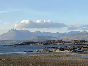 Gillean House-Spectacular beachfront property-Skye - Image 4