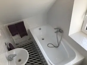 3 bedroom apartment - Image 3