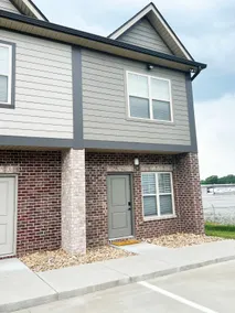 Stylish and Clean Townhome, Sleeps 4 - Image 2