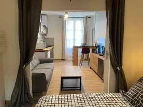 The small cozy apartment in Béziers - Image 4