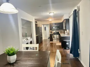 Getaway Home, Huge Yard and Smart TVs in All Rooms - Image 3