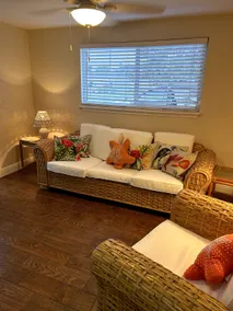 Hibiscus House - Image 3