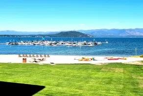 Quiet Modern Charm~ Boat Slip - Image 2