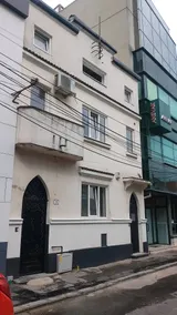Center Walk - Studio 4 with balcony - Image 2