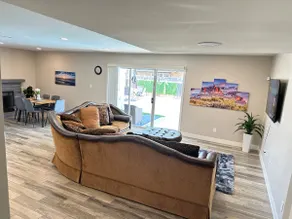 A Getaway Home W/pool table, table tennis & a Pool - Image 2