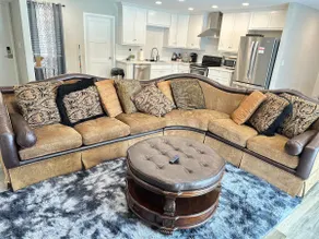 A Getaway Home W/pool table, table tennis & a Pool - Image 4