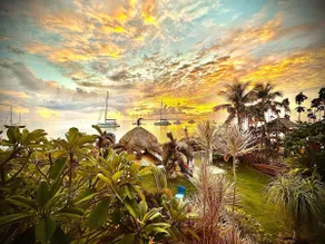 Meri Lodge Huahine XXThe Bee HouseXX - Image 5