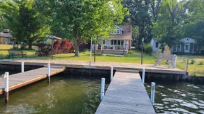 Riverfront Charmer with Character & Entertainment - Image 4