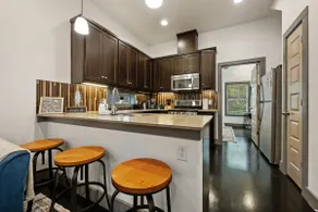 Cozy Relaxing 2BR Stay | East Austin near Downtown - Image 5