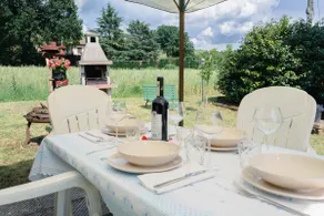 [Tuscany Home] Garden Retreat w/ Parking & BBQ - Image 2
