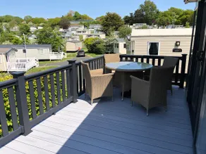 Deluxe Holiday Home. Whitecliff Bay, Bembridge. - Image 3