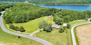 Spacious Green River Lake Getaway - Image 2