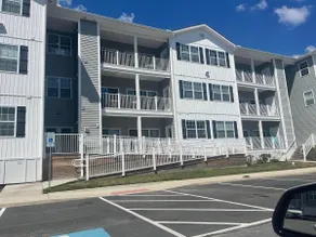 Majestic Waterfront Condo on Rehoboth Bay Minutes From The Beach, Sleeps 8-10 - Image 3