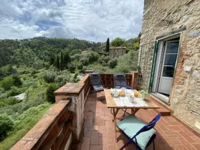 Charming house in an old village - Image 4