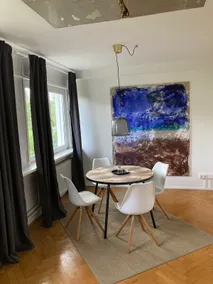 Chic artist apartment - Image 4