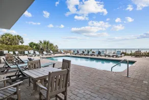 Beachside Bliss: Private 1-Bedroom Hideaway - Image 5