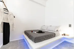 FTH Naxos 1 - Indulgent Island Living - Image 3