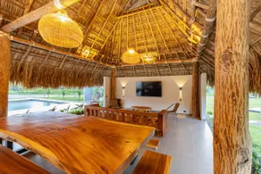 Spectacular summer house! - Image 2