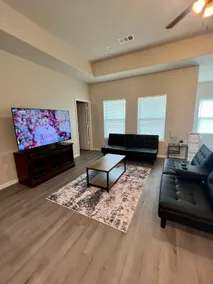 Cozy Home in the Heart of Durant - Image 2