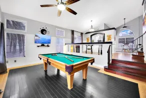 Vegas-Themed | Jetted Spa-Pool Table-Near Strip! - Image 3