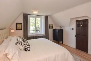Elegant 1 BR in Riverfront Mansion - Baker Suite - Image 4