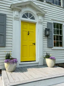 Idyllic Designer Farmhouse - Image 3