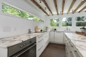 Idyllic Designer Farmhouse - Image 4