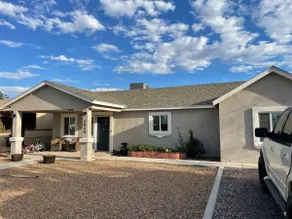 Pet Friendly ”Heart of Thatcher” 3 Bedroom Home - Image 2