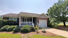 Doodlebug Cottage ~ Pool + Hot Tub Oasis - Image 3