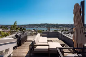 Luxury Space Needle & Lake View~Queen Anne~Parking - Image 2