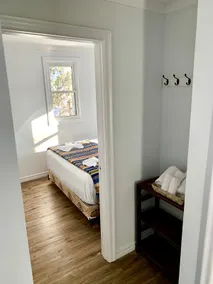 Barry's Bay Cottages: White Birch - Image 3