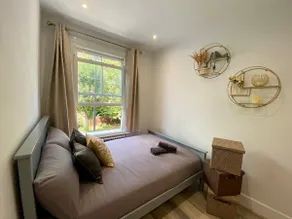 Apartment in Stepney Green - Image 4
