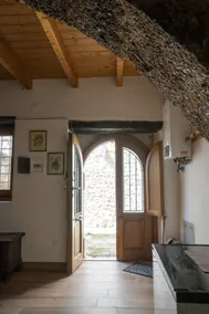 Retreat in the Heart of Calascio. - Image 5