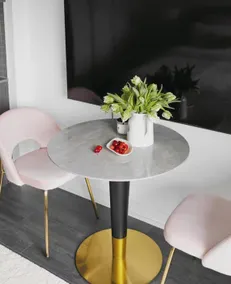 A Lovely Suite in Downtown Toronto - Image 5