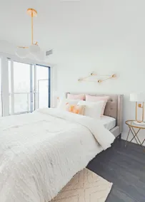 A Lovely Suite in Downtown Toronto - Image 3
