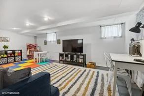 The Craftsman- Built for families! Ideal location! - Image 4