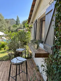 Charming house, 4 bedrooms, heated pool - Image 2