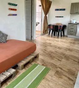 One bedroom furnished apartment Rob's Guest House - Image 5