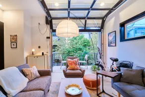 ᗌᗌModern 3bd/3.5ba w/ Roof Top Decks by DT Seattle - Image 1