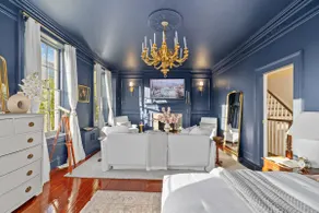Historic Apothecary | 2 Master Suites | Old Town - Image 2
